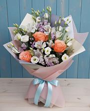 Букет цветов из:  Лизиантусы, Розы, Альстромерии и Гипсофила в Червлённой-Узловой