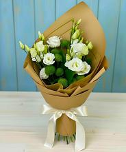 Букет цветов из:  Хризантемы и Лизиантусы #REPLACE_PRED# Червлённой-Узловой