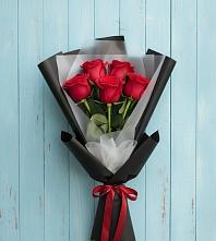 Букет цветов из:  Розы #REPLACE_PRED# Червлённой-Узловой