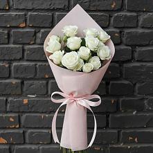 Букет цветов из:  Розы #REPLACE_PRED# Червлённой-Узловой