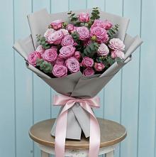 Букет цветов из:  Розы #REPLACE_PRED# Червлённой-Узловой